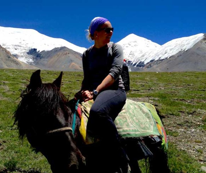 Tibet tour horse riding tour