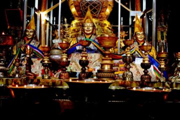 Monlam Festival tour during Tibetan new year