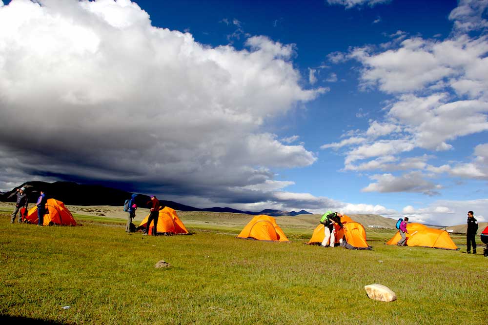 Tsurphu to Yangpachen Hiking